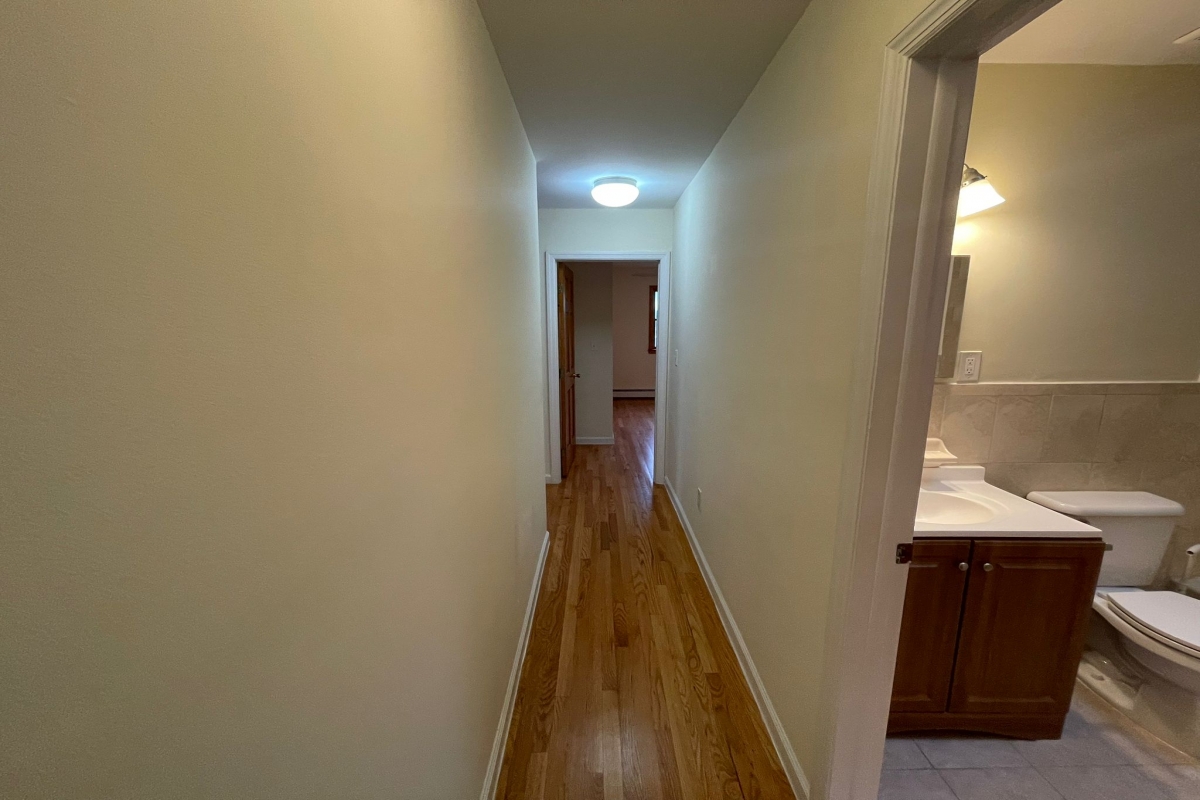 Apartment Caldwell Avenue  Queens, NY 11378, MLS-RD5318-17