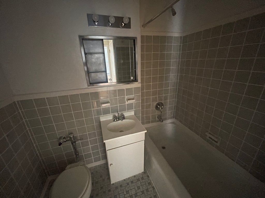 Apartment 67th Road  Queens, NY 11375, MLS-RD5321-18