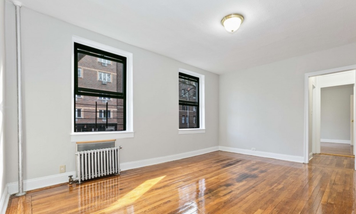 Apartment 48th Street  Queens, NY 11104, MLS-RD5324-2