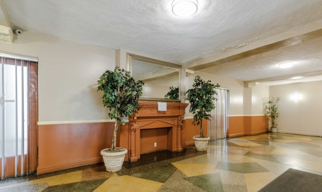 Apartment 40th Street  Queens, NY 11104, MLS-RD5325-5