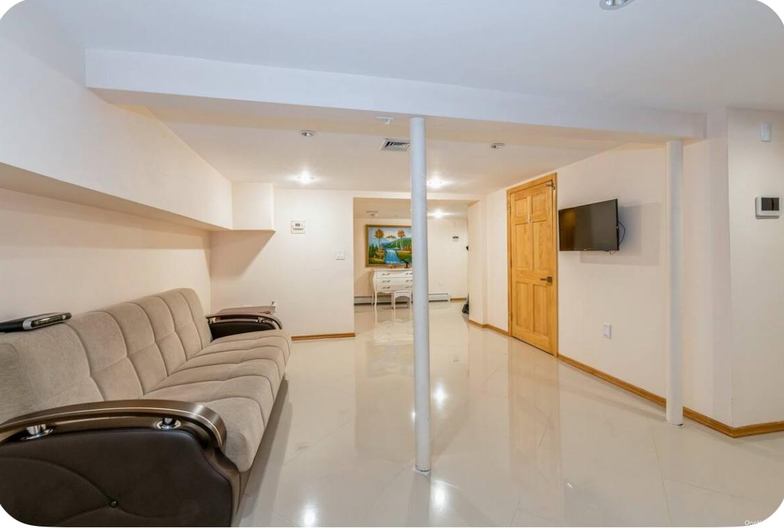  182nd Street  Queens, NY 11366, MLS-RD5326-6
