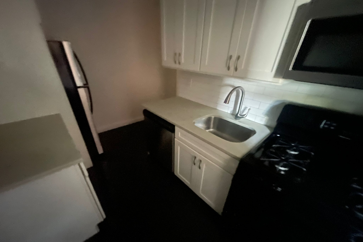 Apartment Pershing Crescent  Queens, NY 11536, MLS-RD5327-3