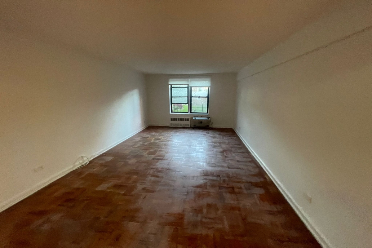 Apartment 79th Avenue  Queens, NY 11367, MLS-RD5328-10