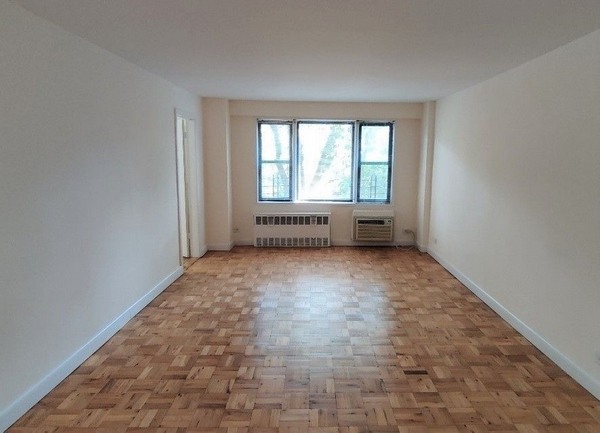  83rd Avenue  Queens, NY 11415, MLS-RD5333-2