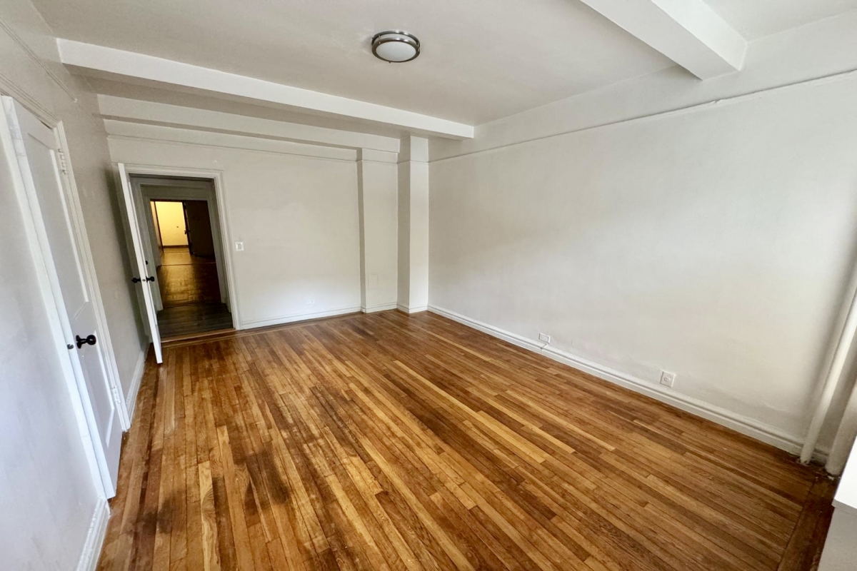 Apartment 4th Street  Manhattan, NY 10009, MLS-RD5338-7
