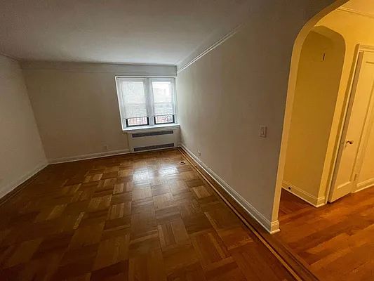 Apartment Highland Avenue  Queens, NY 11432, MLS-RD5340-3