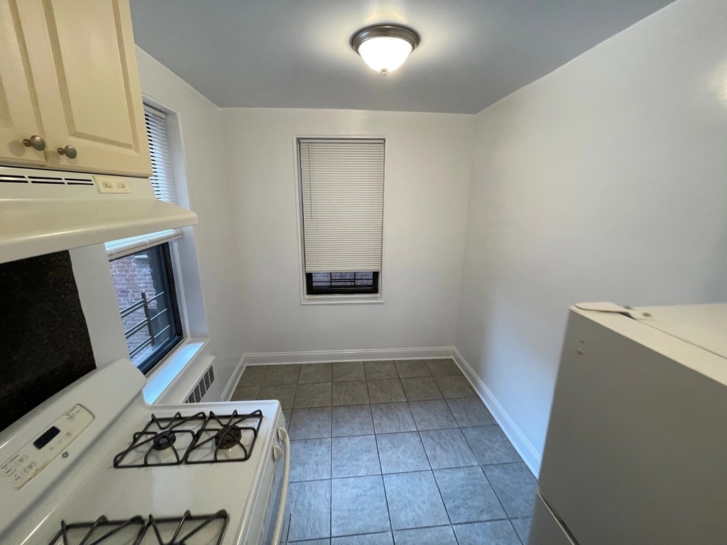 Apartment 77th Street  Queens, NY 11372, MLS-RD5341-3