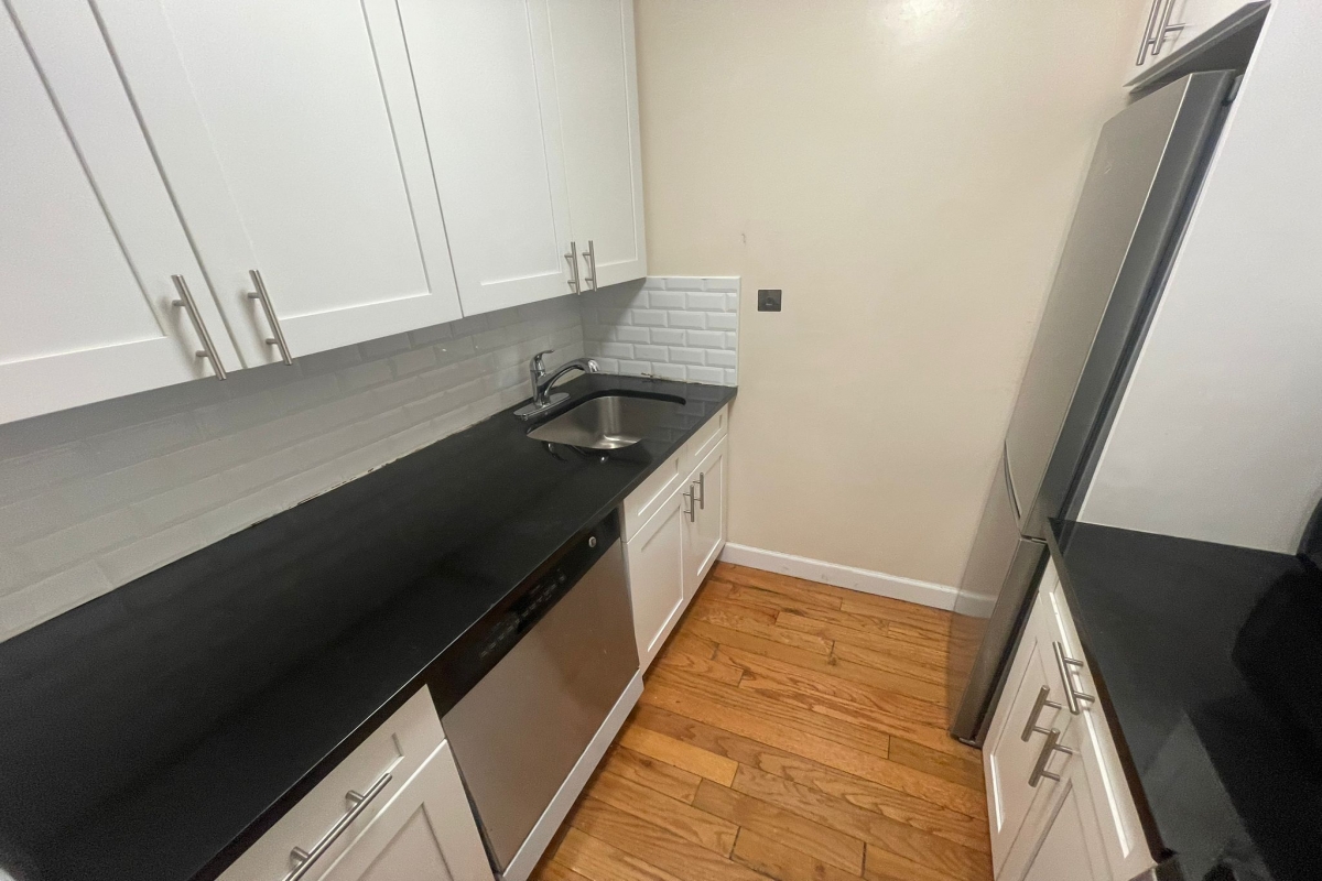 Apartment 98th Place  Queens, NY 11374, MLS-RD5351-3