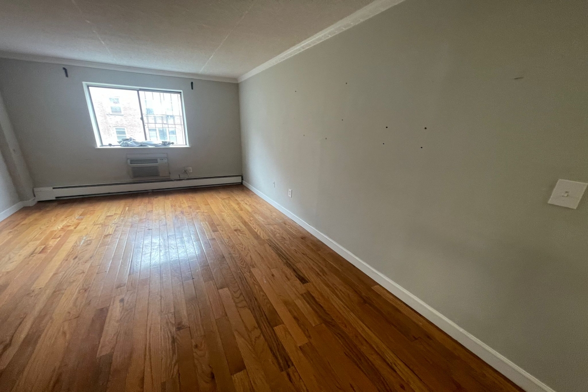 Apartment 98th Place  Queens, NY 11374, MLS-RD5351-8