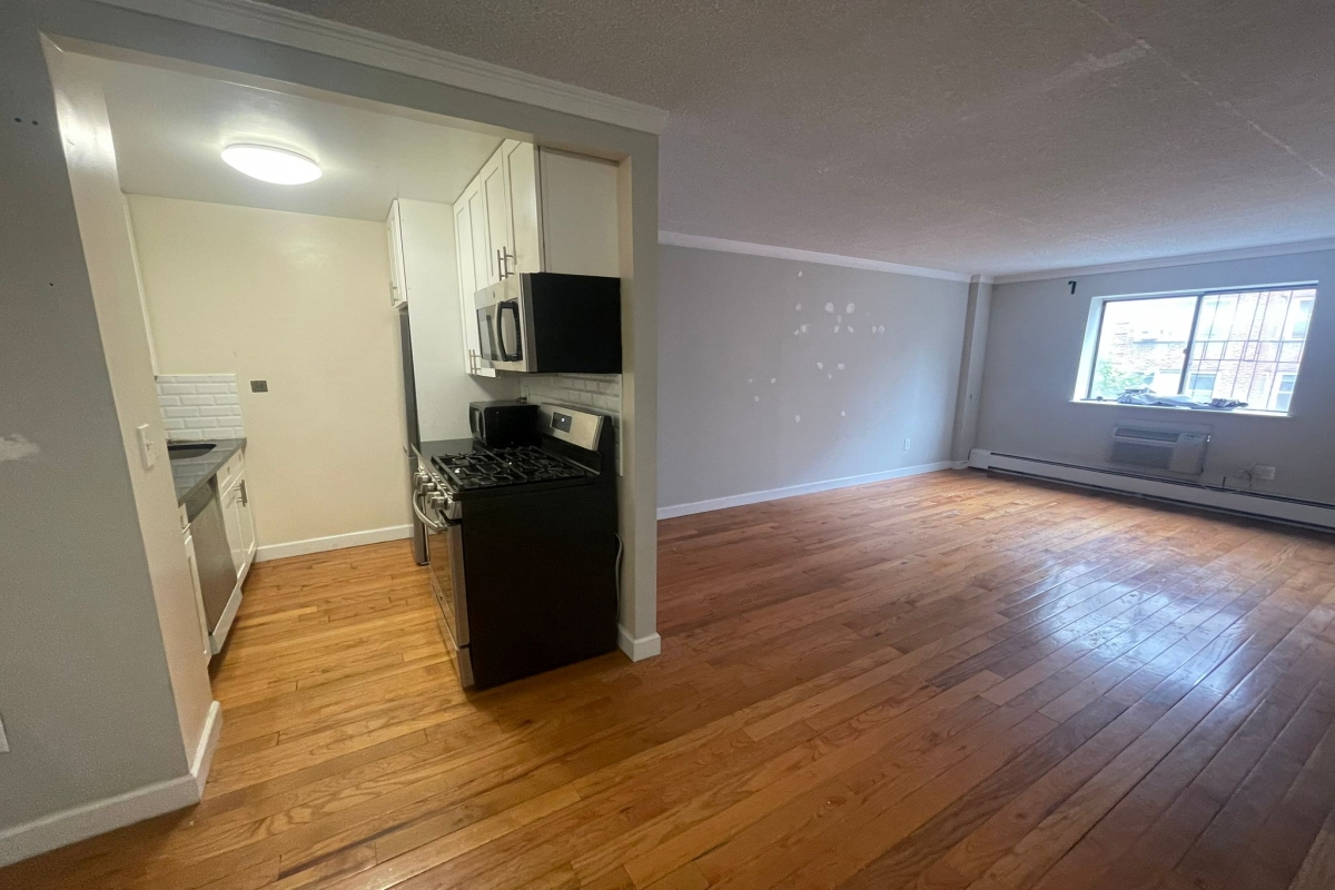Apartment 98th Place  Queens, NY 11374, MLS-RD5351-15