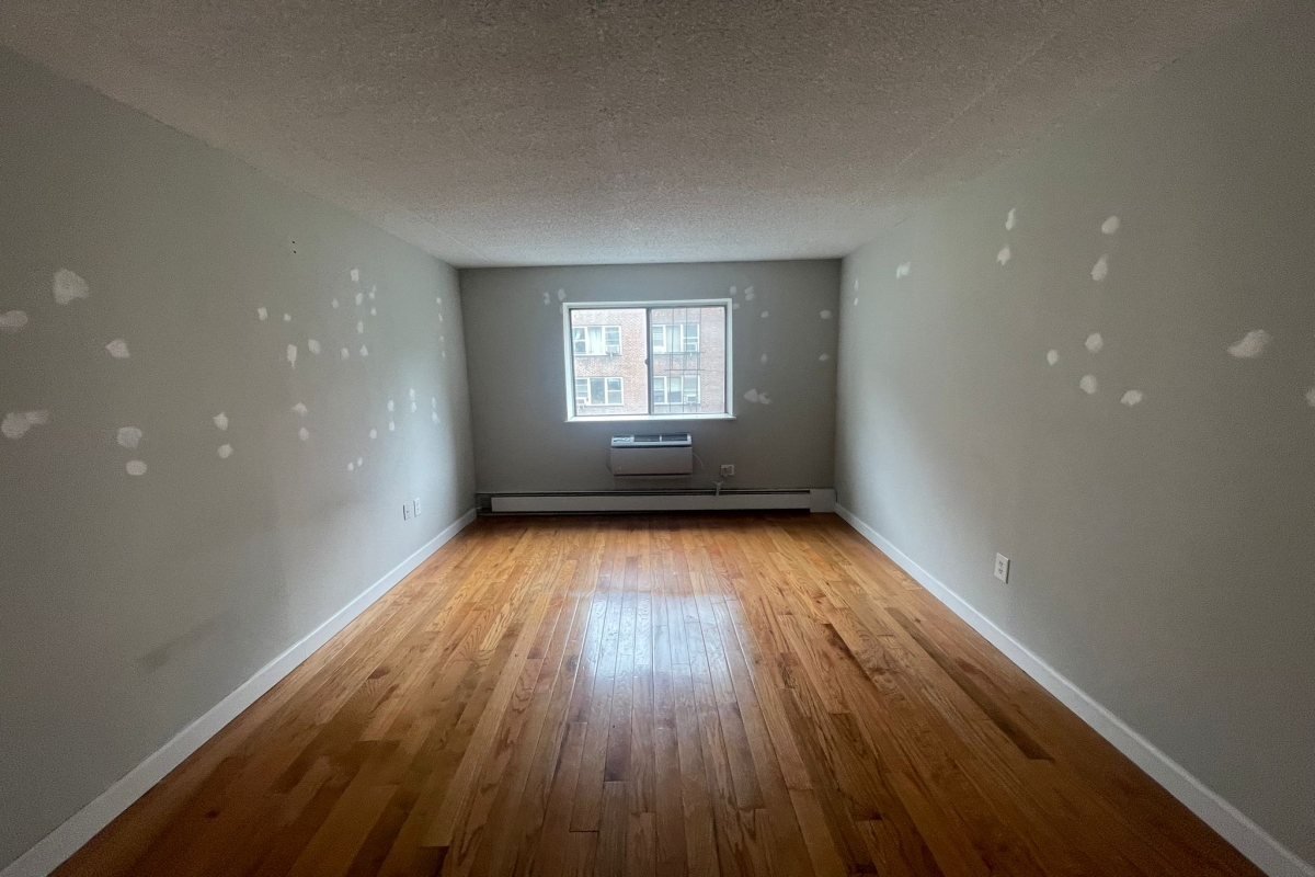 Apartment 98th Place  Queens, NY 11374, MLS-RD5351-14