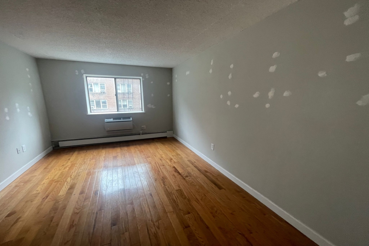 Apartment 98th Place  Queens, NY 11374, MLS-RD5351-13