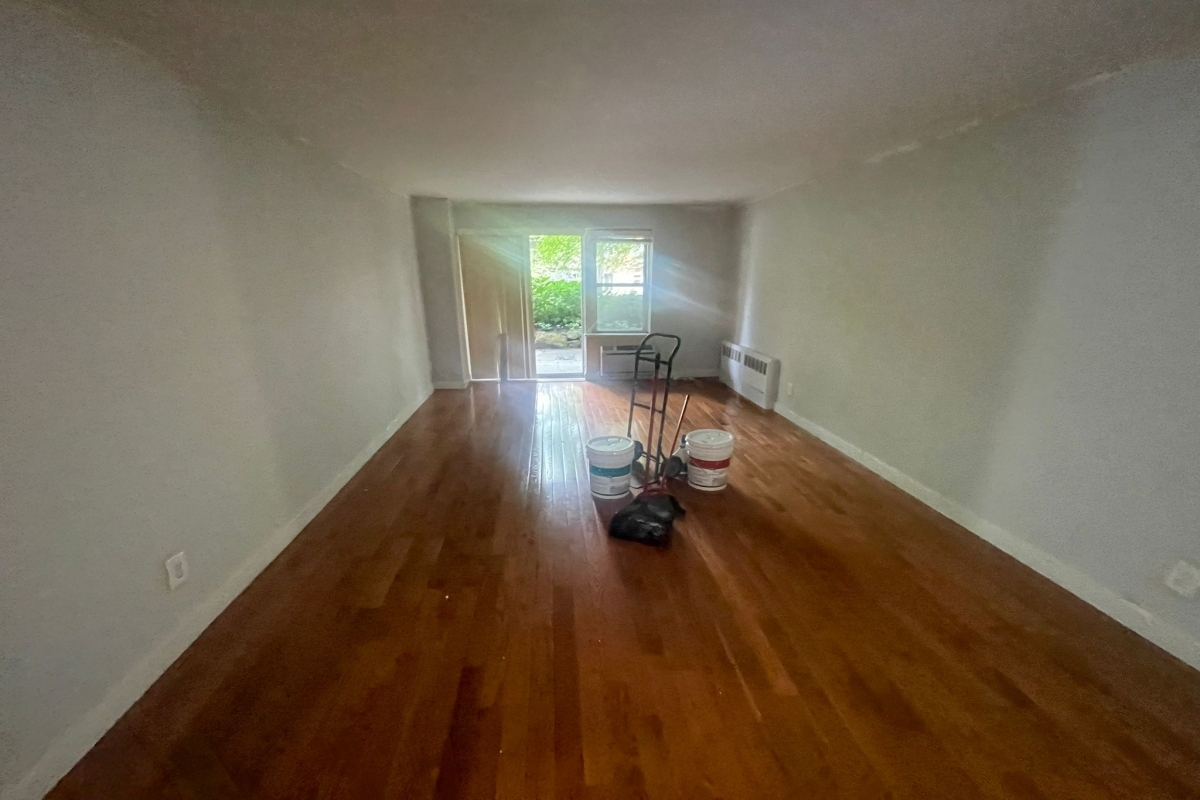 Apartment Bell Blvd  Queens, NY 11360, MLS-RD5352-9