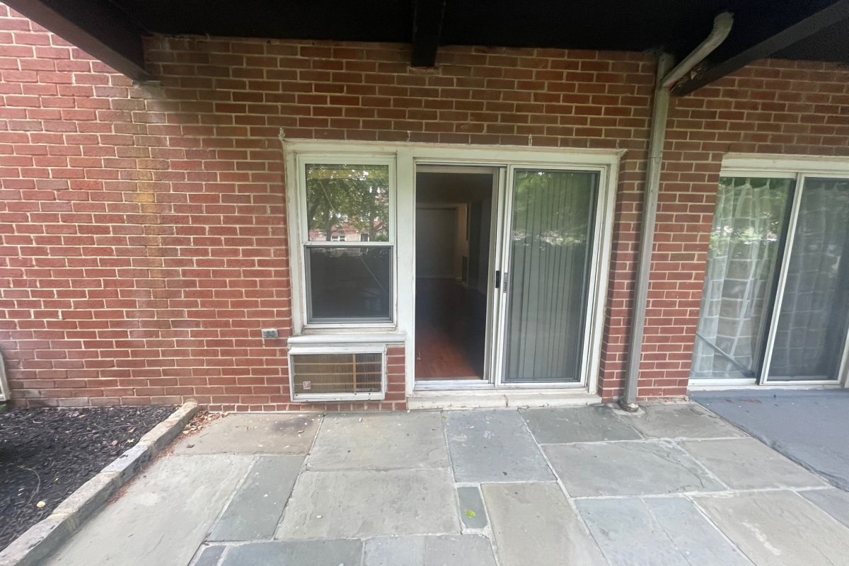 Apartment Bell Blvd  Queens, NY 11360, MLS-RD5352-13
