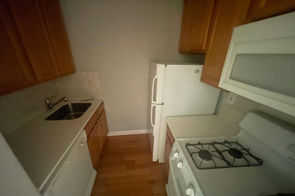 Apartment Bell Blvd  Queens, NY 11360, MLS-RD5353-12