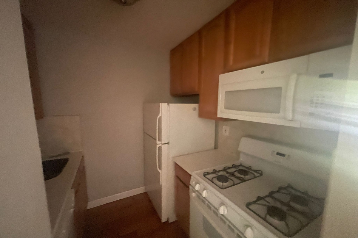 Apartment Bell Blvd  Queens, NY 11360, MLS-RD5353-15