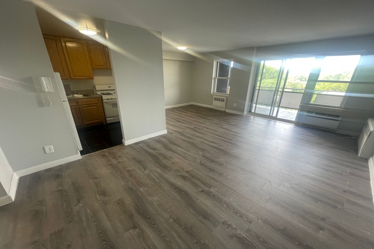 Apartment Bell Blvd  Queens, NY 11360, MLS-RD5354-11