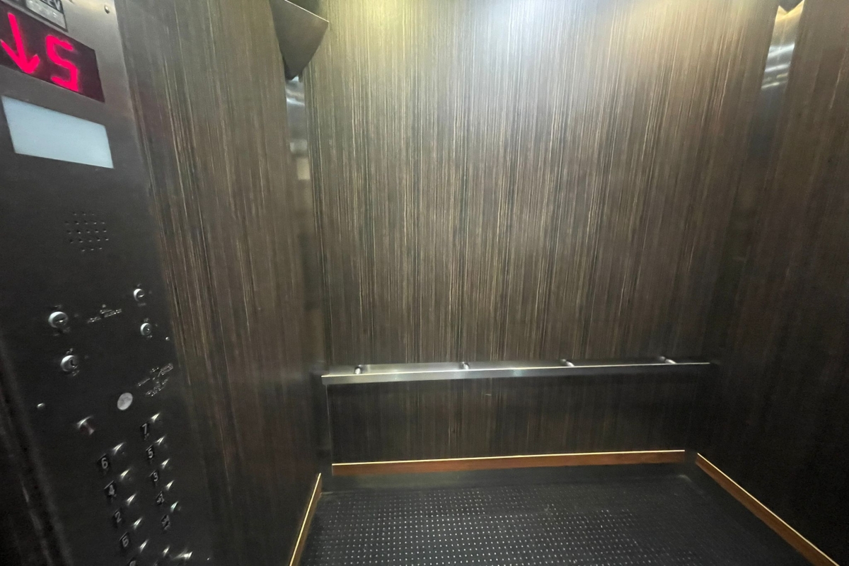 Apartment Bell Blvd  Queens, NY 11360, MLS-RD5355-8
