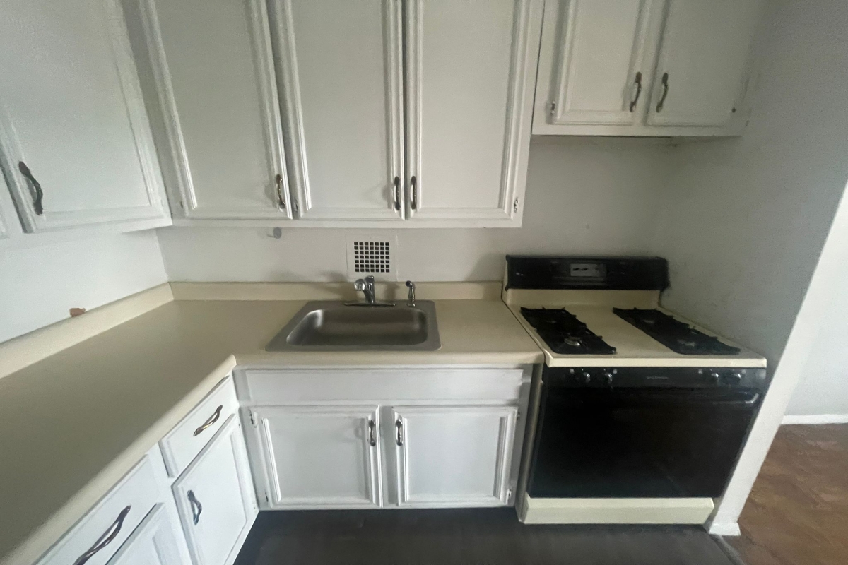 Apartment Bell Blvd  Queens, NY 11360, MLS-RD5355-9