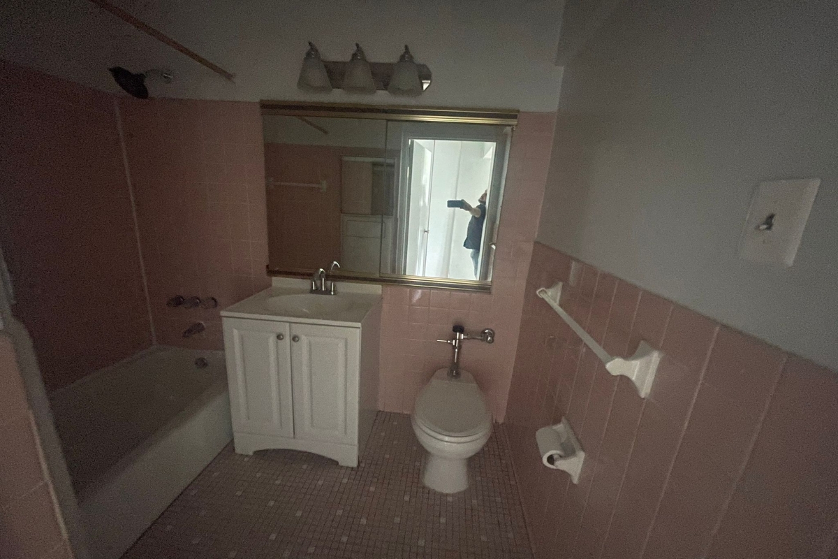 Apartment Bell Blvd  Queens, NY 11360, MLS-RD5355-12