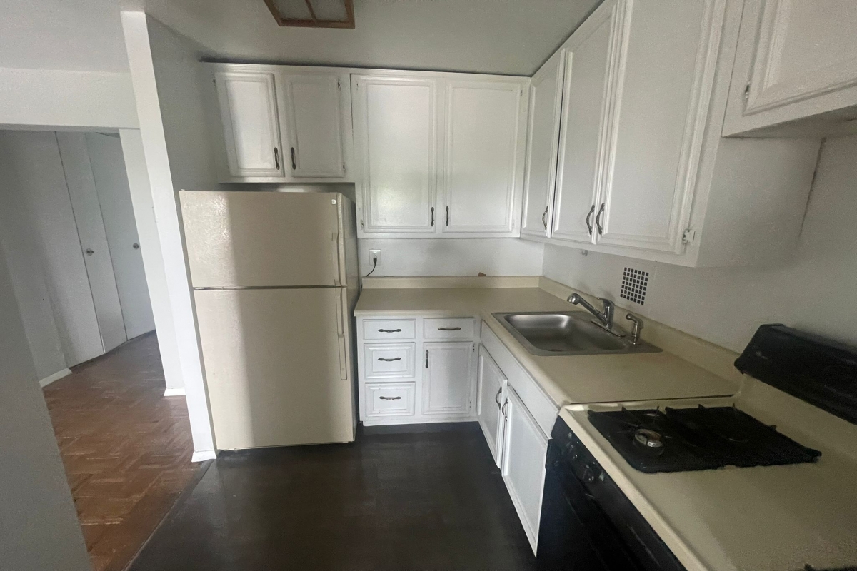Apartment Bell Blvd  Queens, NY 11360, MLS-RD5355-16