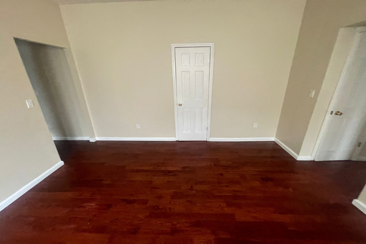 Apartment Sandford Avenue  Queens, NY 11358, MLS-RD5356-10