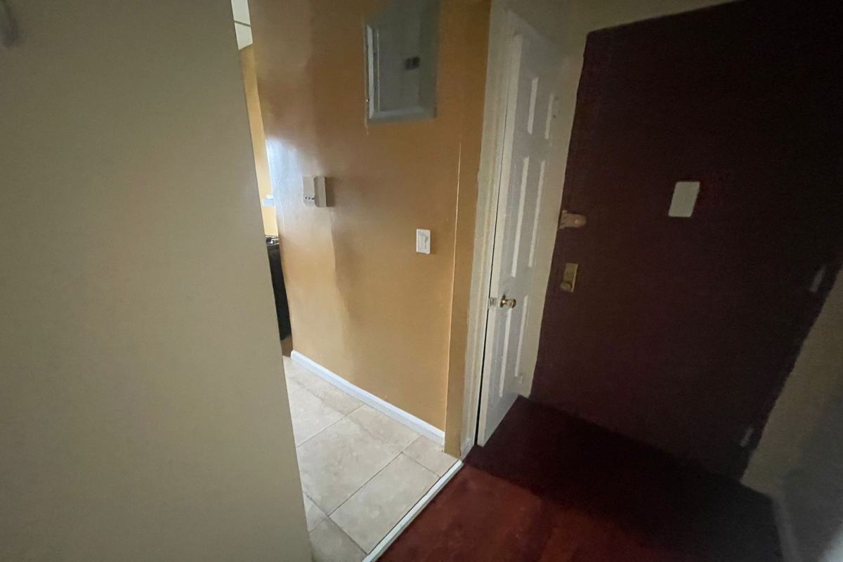 Apartment Sandford Avenue  Queens, NY 11358, MLS-RD5356-15