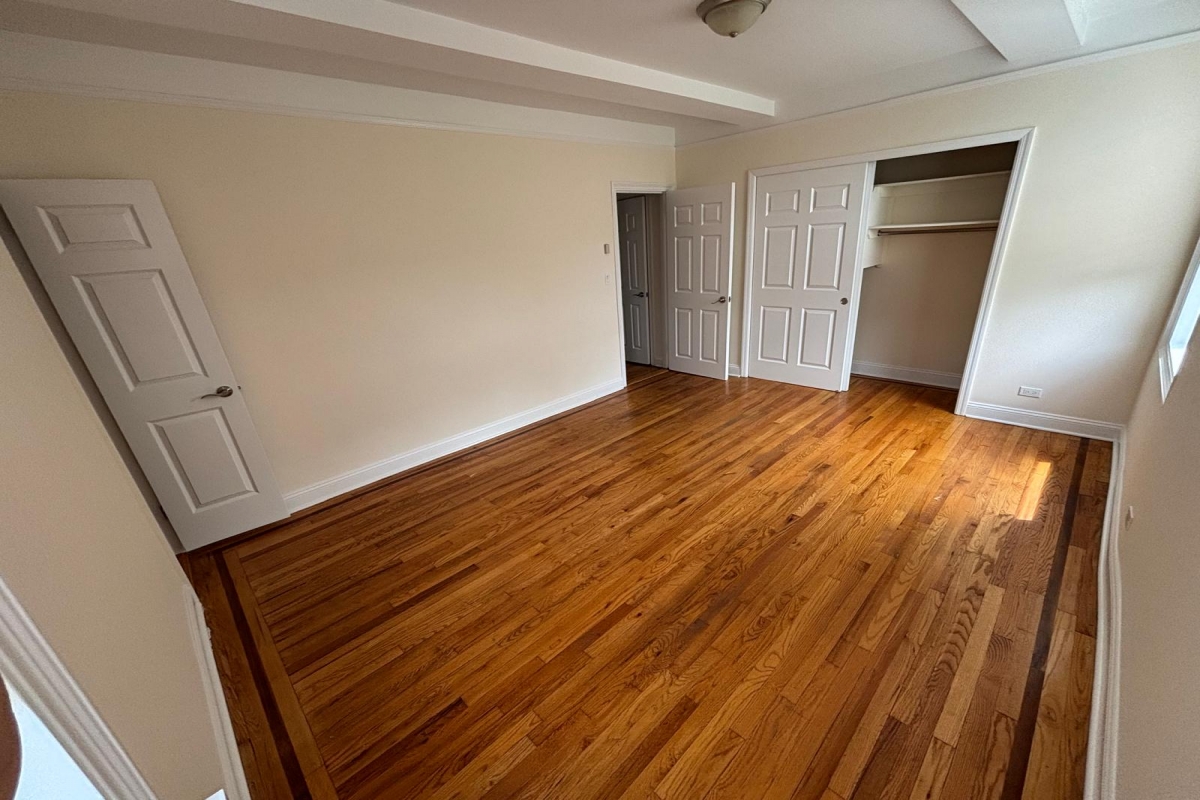 Apartment Highland Avenue  Queens, NY 11432, MLS-RD5357-9