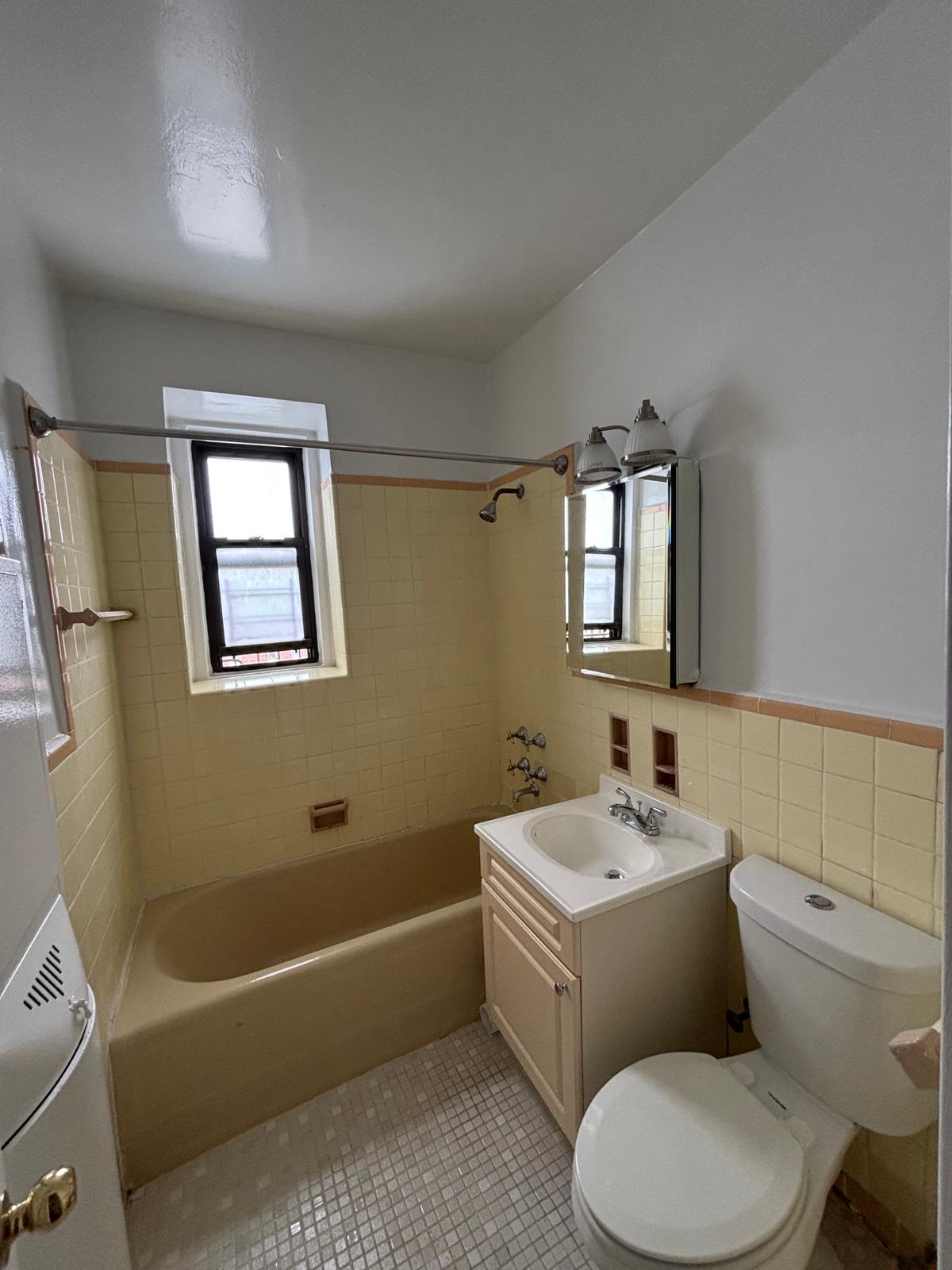 Apartment Highland Avenue  Queens, NY 11432, MLS-RD5358-6