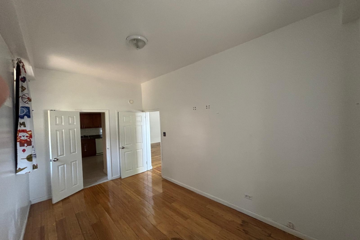  Queens Blvd  Queens, NY 11377, MLS-RD5364-7