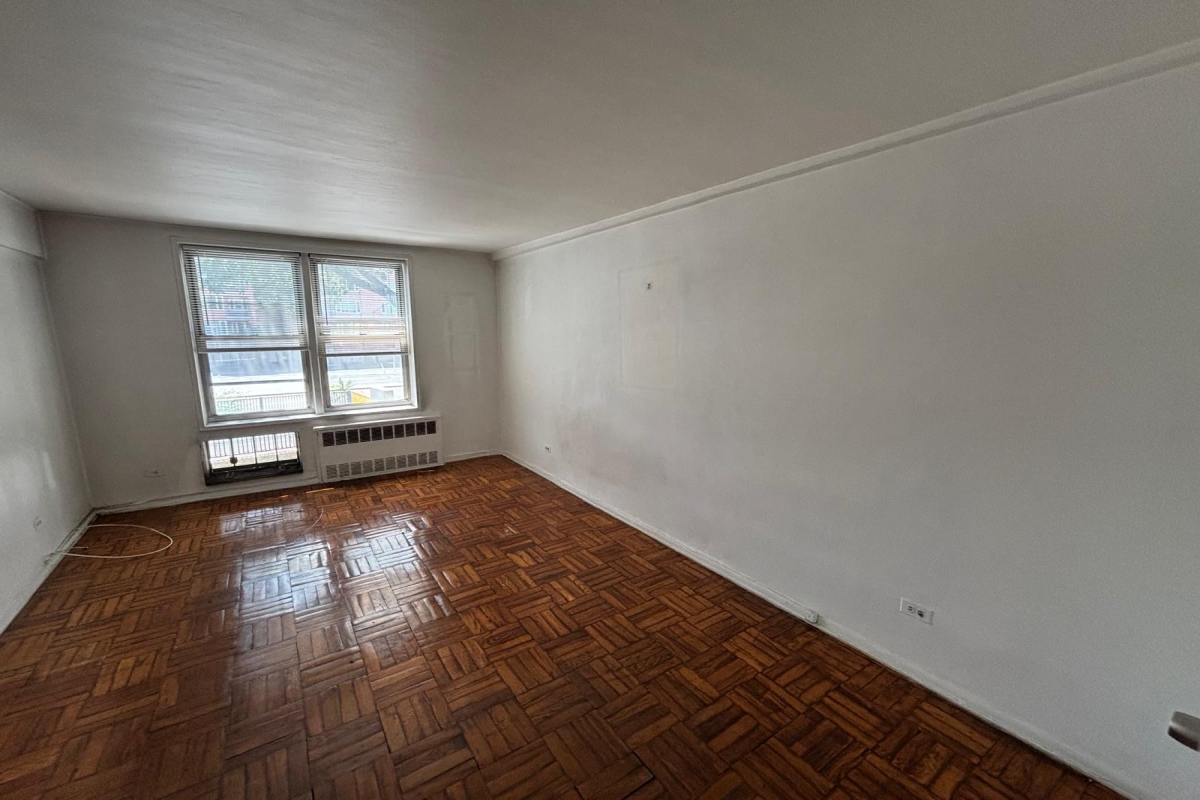  Queens Blvd  Queens, NY 11377, MLS-RD5365-7
