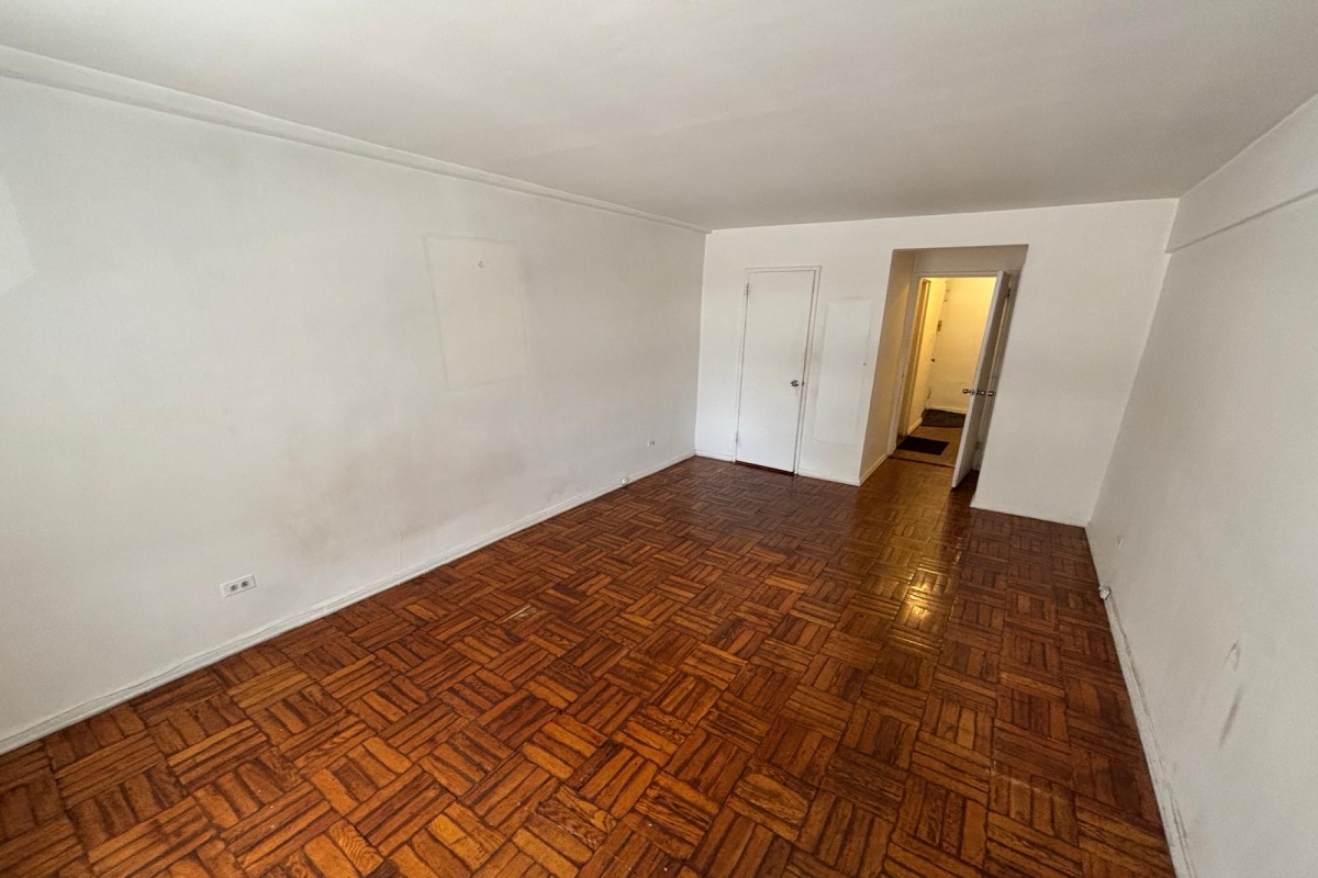  Queens Blvd  Queens, NY 11377, MLS-RD5365-8