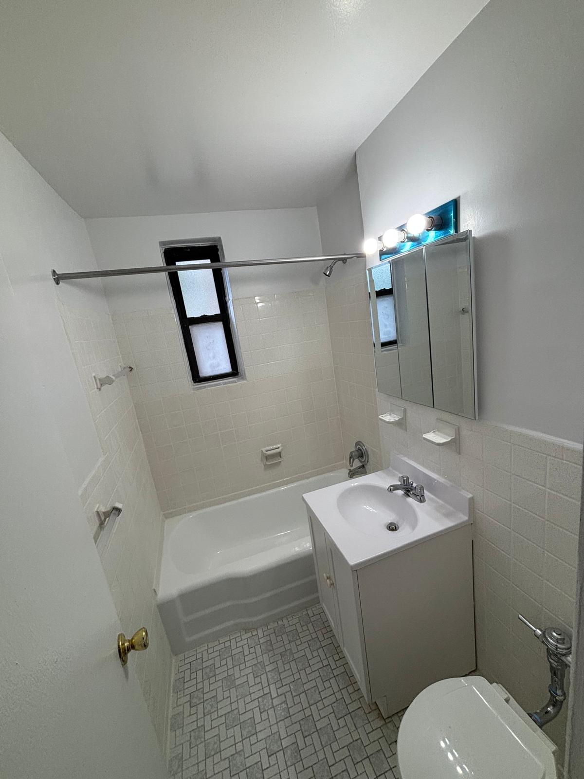 Apartment 67th Avenue  Queens, NY 11375, MLS-RD5369-8