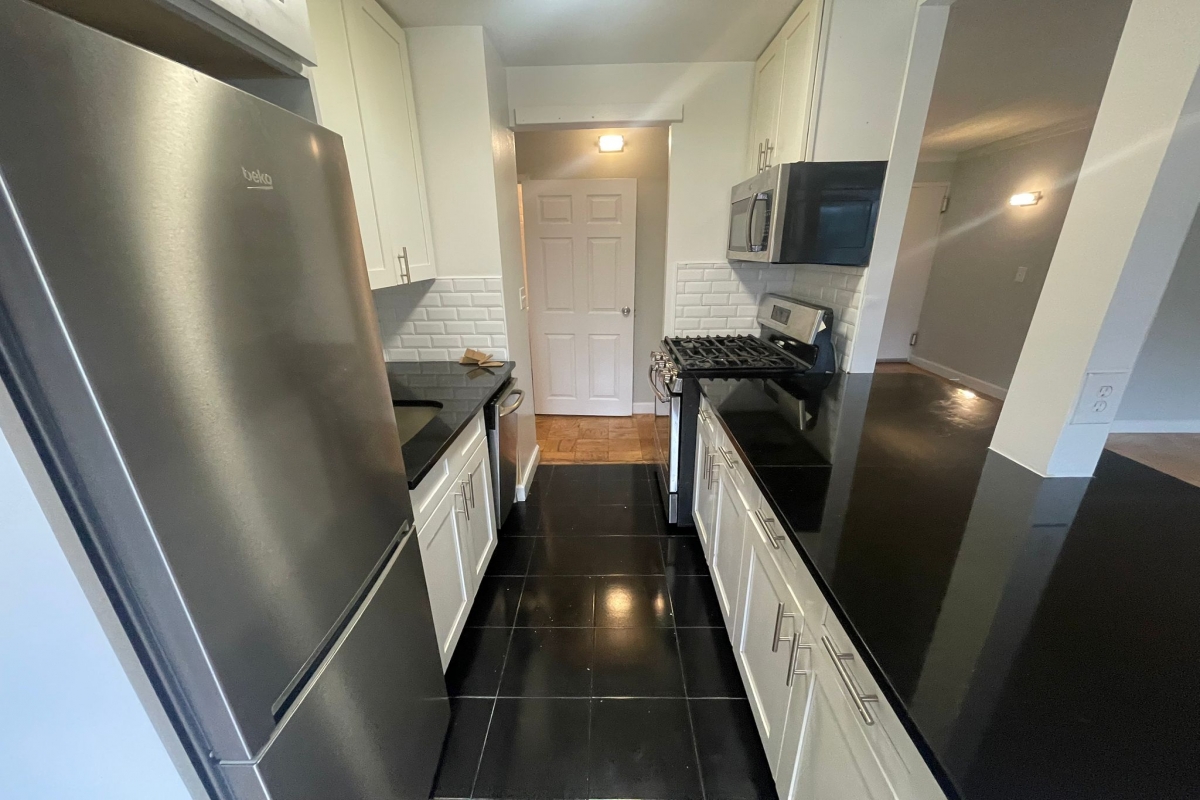 Apartment 98th Place  Queens, NY 11374, MLS-RD5371-2