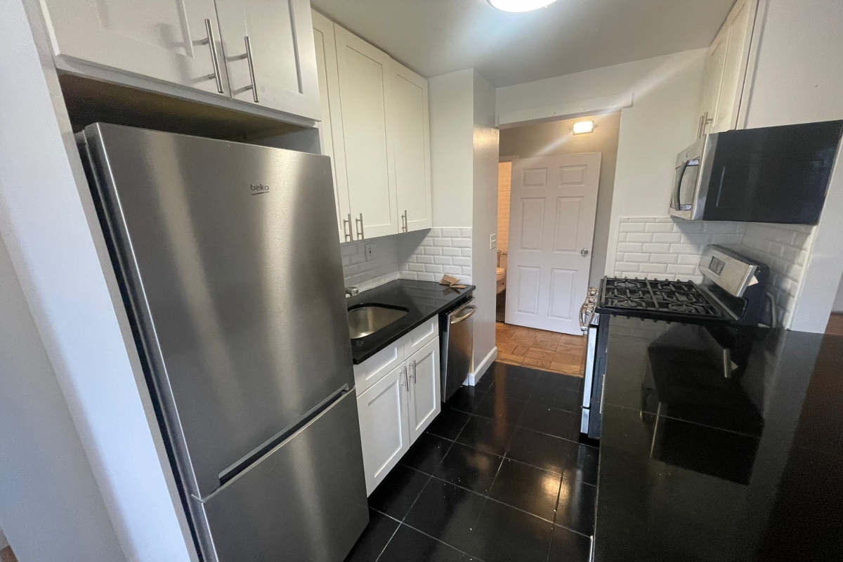 Apartment 98th Place  Queens, NY 11374, MLS-RD5371-3