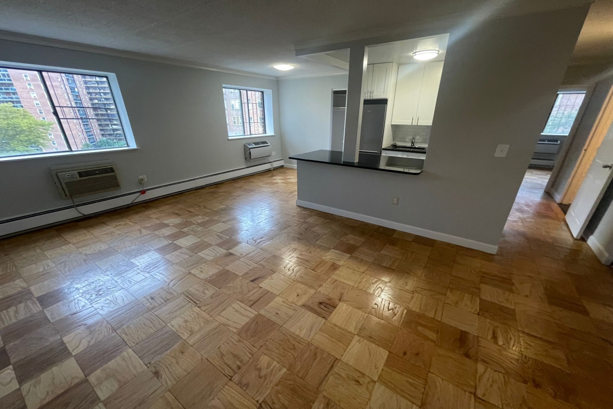 Apartment 98th Place  Queens, NY 11374, MLS-RD5371-10