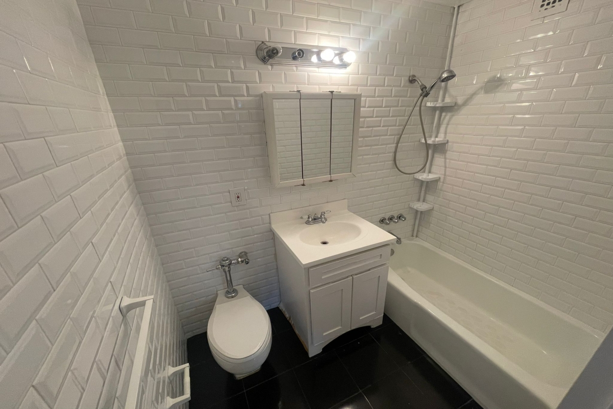 Apartment 98th Place  Queens, NY 11374, MLS-RD5371-14