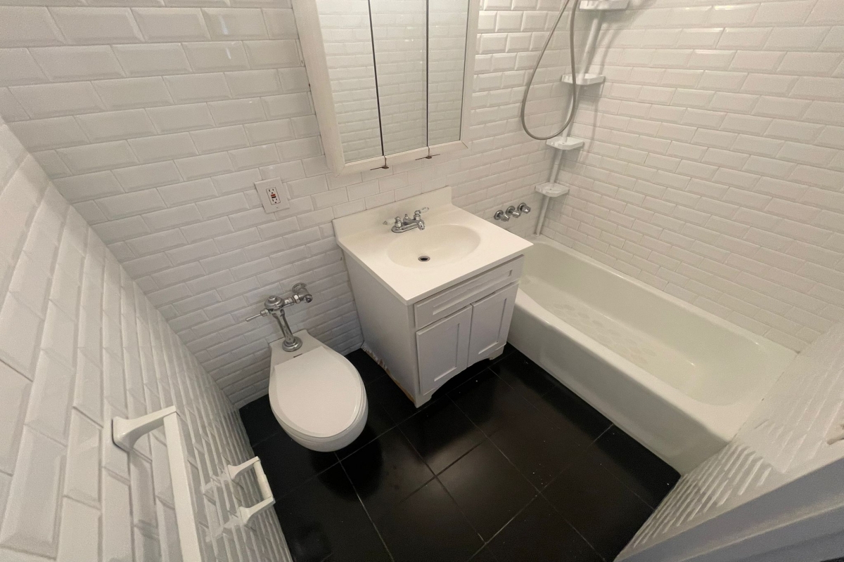 Apartment 98th Place  Queens, NY 11374, MLS-RD5371-15