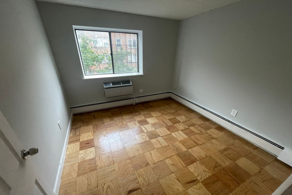 Apartment 98th Place  Queens, NY 11374, MLS-RD5371-16