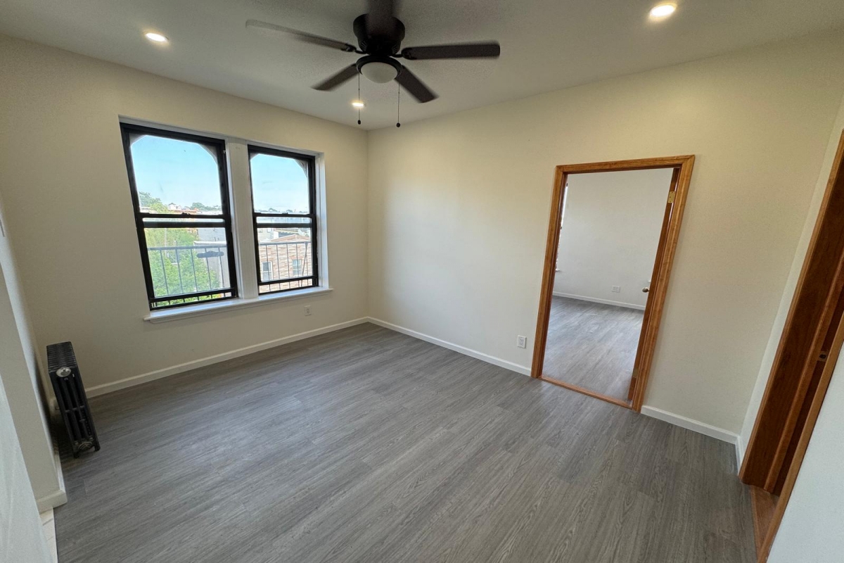 Apartment 60th Street  Queens, NY 11385, MLS-RD5374-3