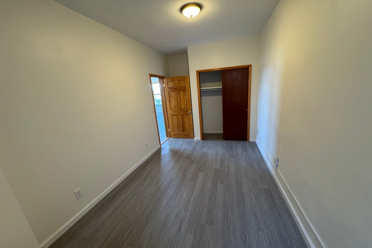 Apartment 60th Street  Queens, NY 11385, MLS-RD5374-14
