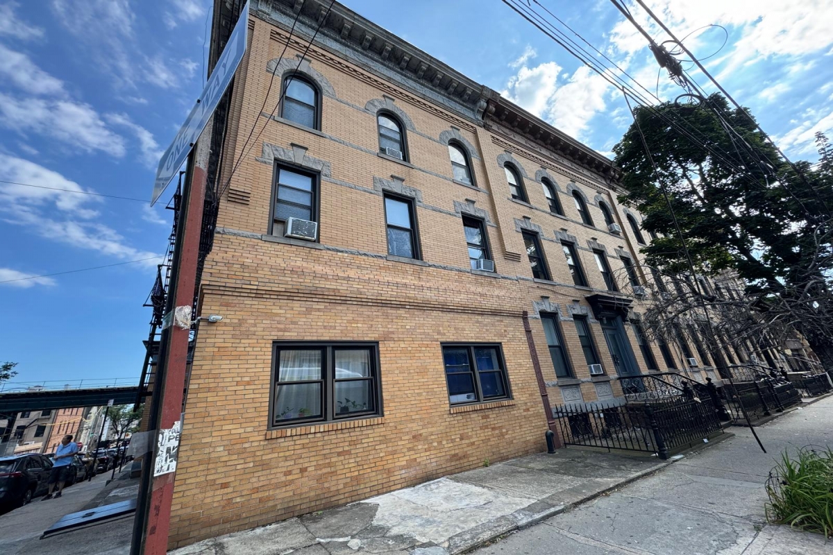 Apartment 60th Street  Queens, NY 11385, MLS-RD5374-15