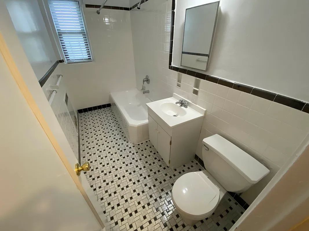 Apartment 167th Street  Queens, NY 11358, MLS-RD5377-8