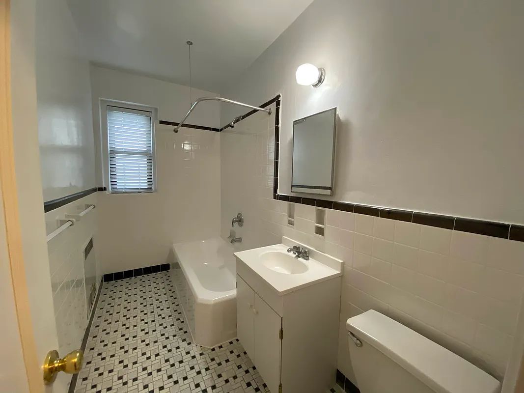 Apartment 167th Street  Queens, NY 11358, MLS-RD5377-9