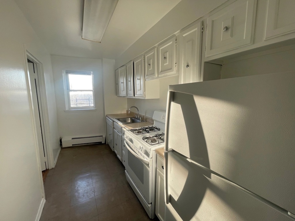 Apartment 98th Place  Queens, NY 11374, MLS-RD5381-3