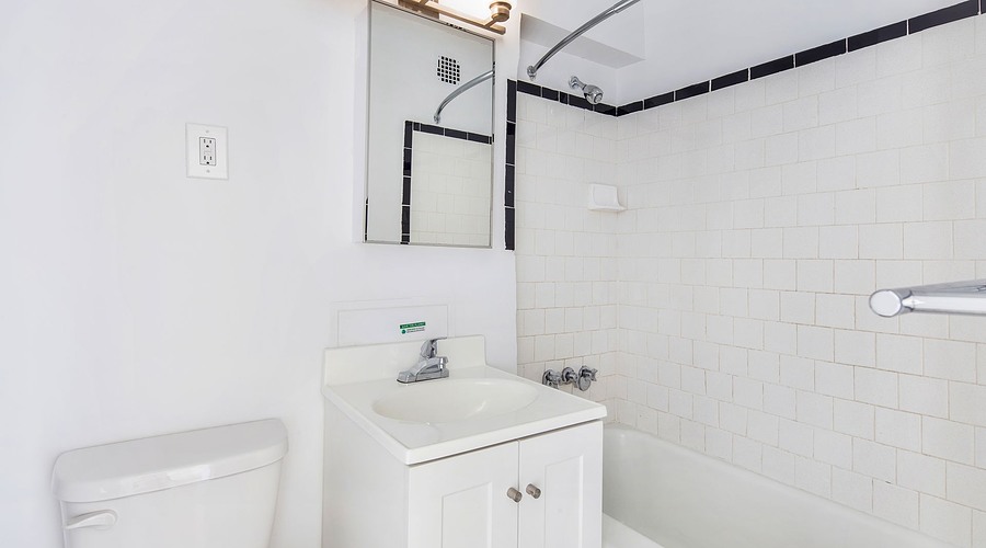 Apartment 57th Avenue  Queens, NY 11368, MLS-RD5389-4