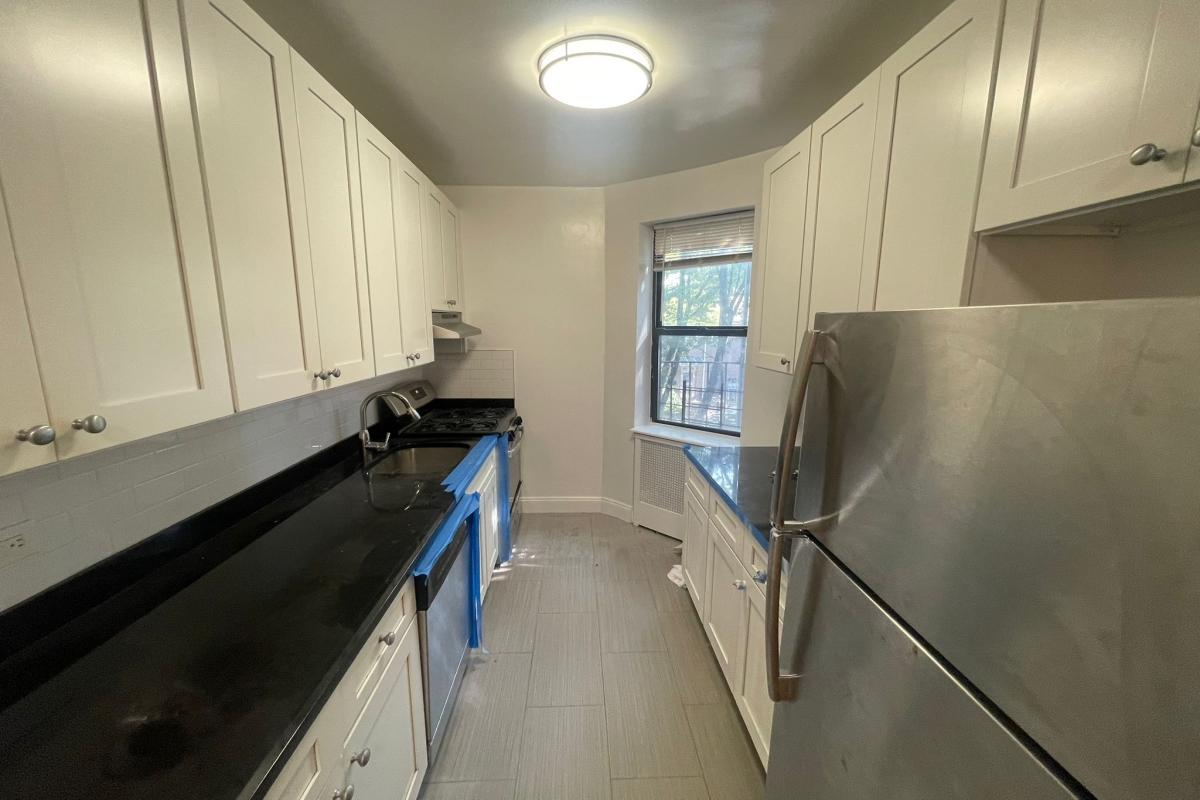 Apartment 32nd Avenue  Queens, NY 11377, MLS-RD5391-2