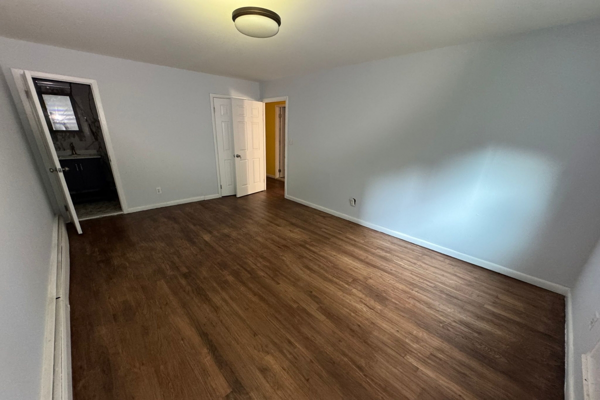 Apartment Judge Street Queens, NY 11373, MLS-RD5395-14