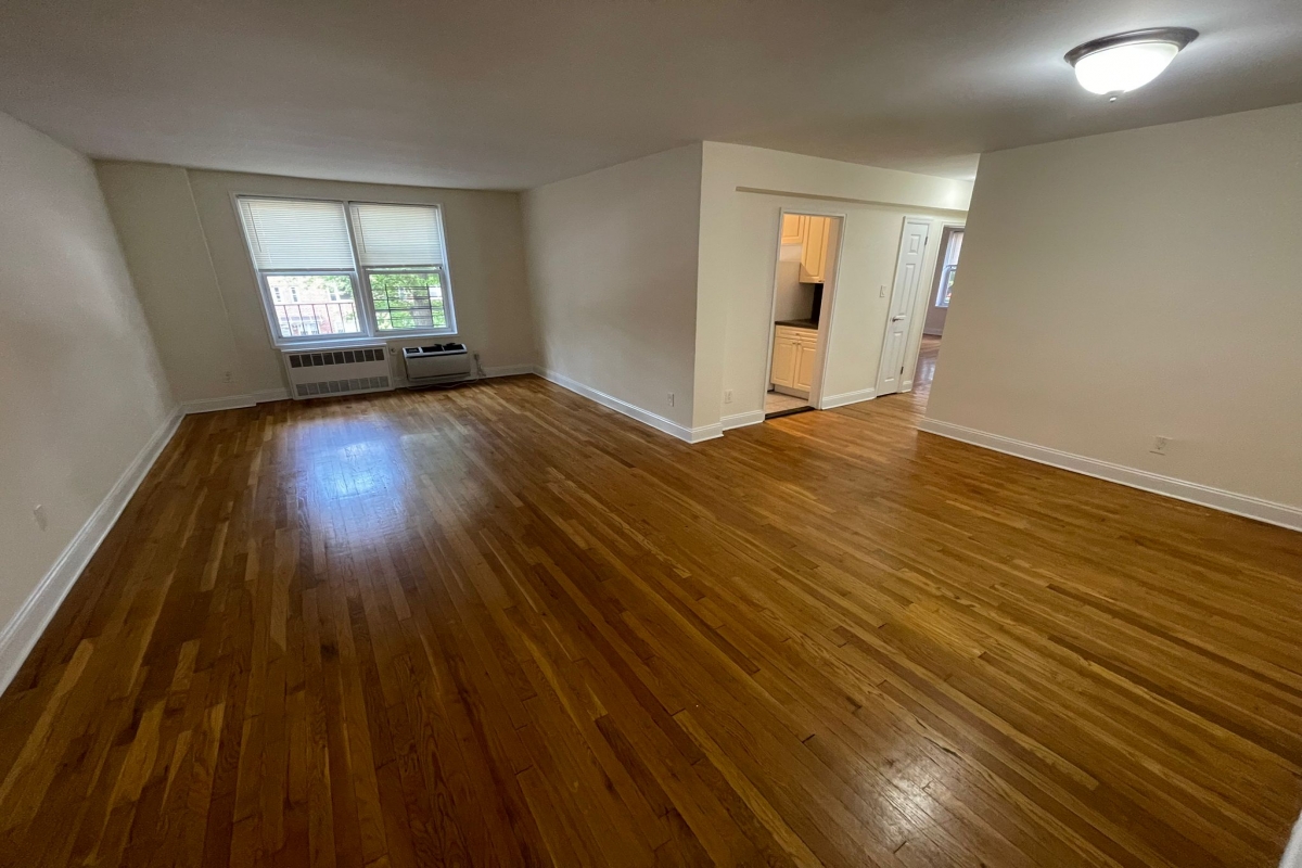 Apartment 150th Street  Queens, NY 11367, MLS-RD5396-8