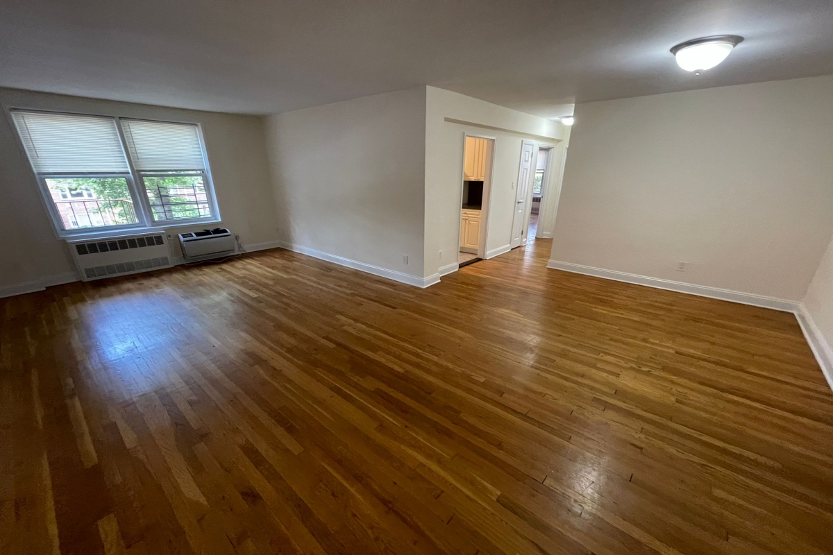 Apartment 150th Street  Queens, NY 11367, MLS-RD5396-10